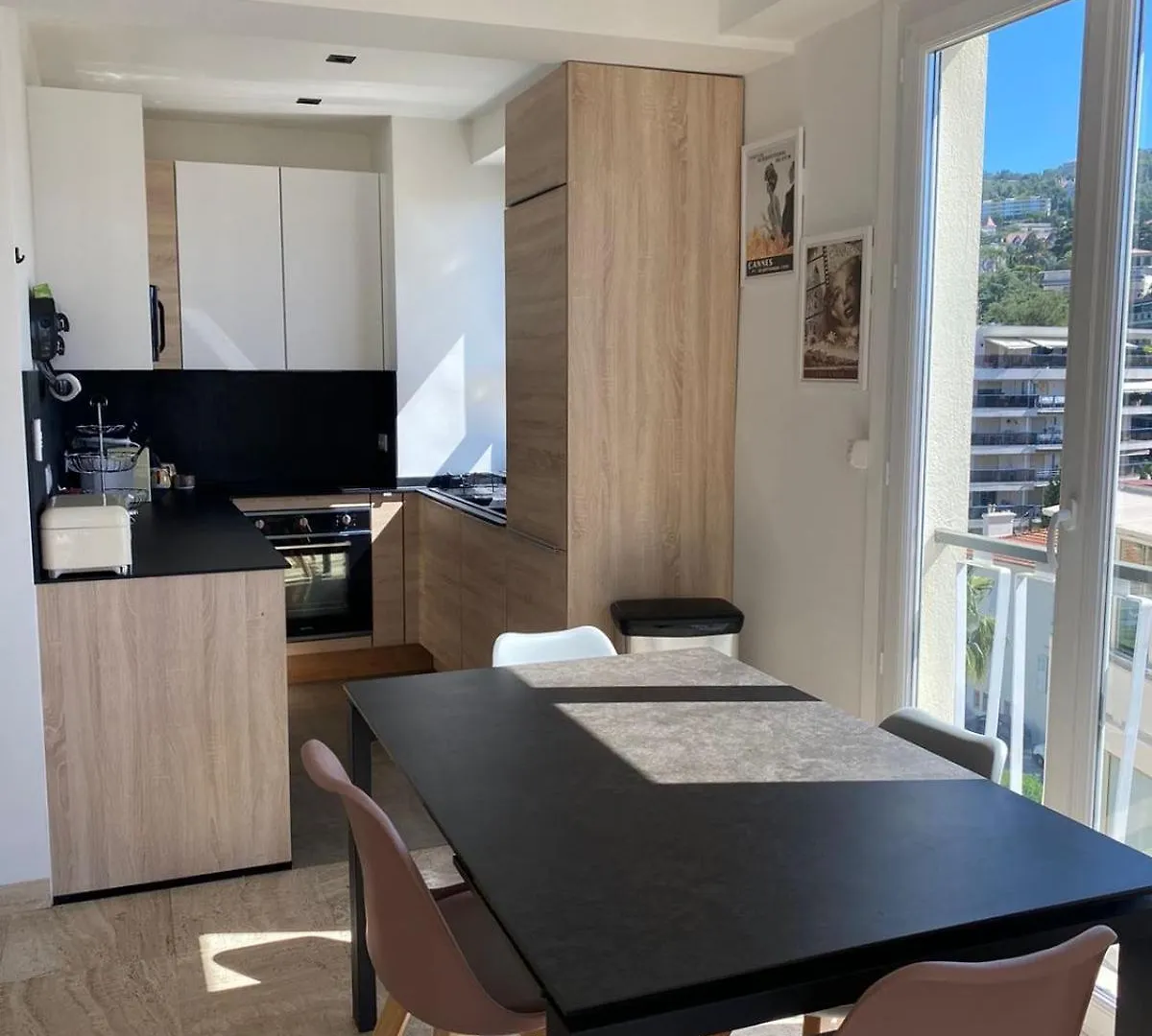 Yafi Velasquez Cannes Apartment
