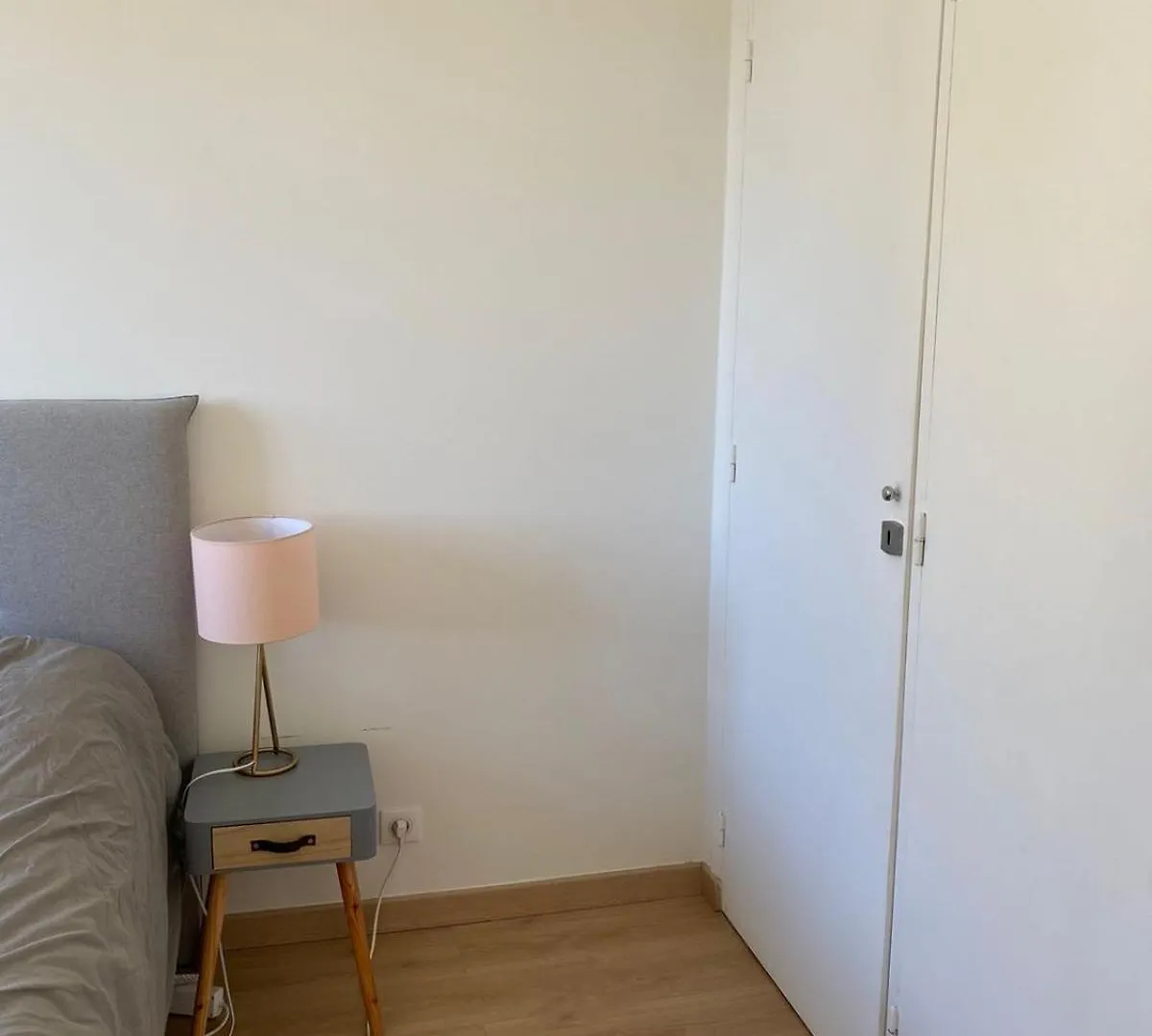 Apartment Yafi Velasquez Cannes France